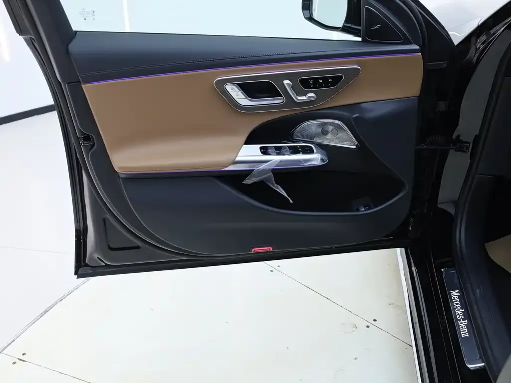 Mercedes-Benz E-Class 2026 из CN, фото 2