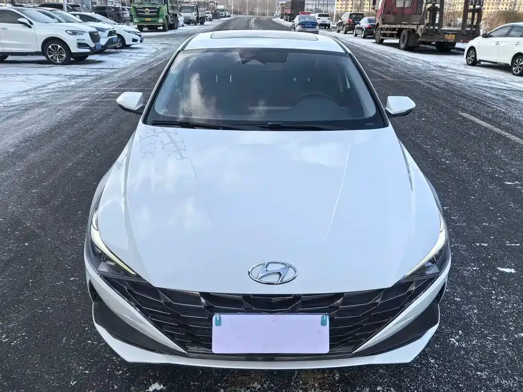 Hyundai Elantra 2022 из CN, фото 8