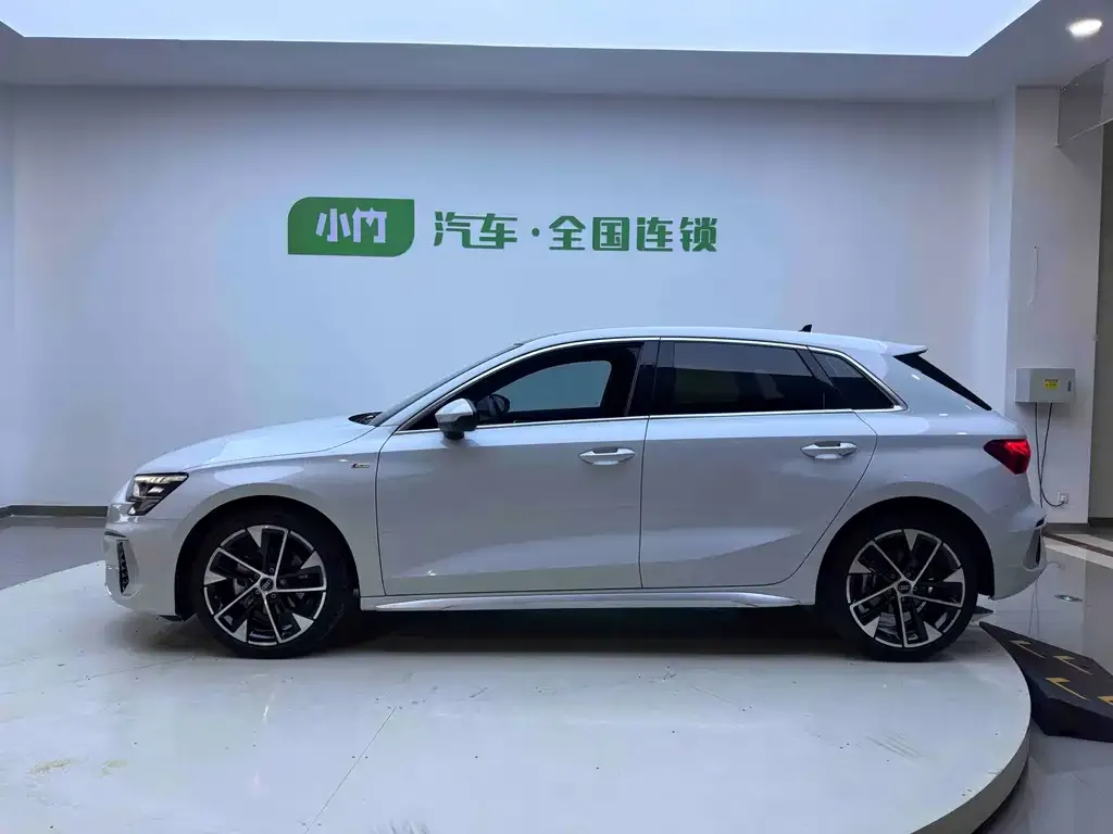 Audi A3 2023 из CN, фото 5