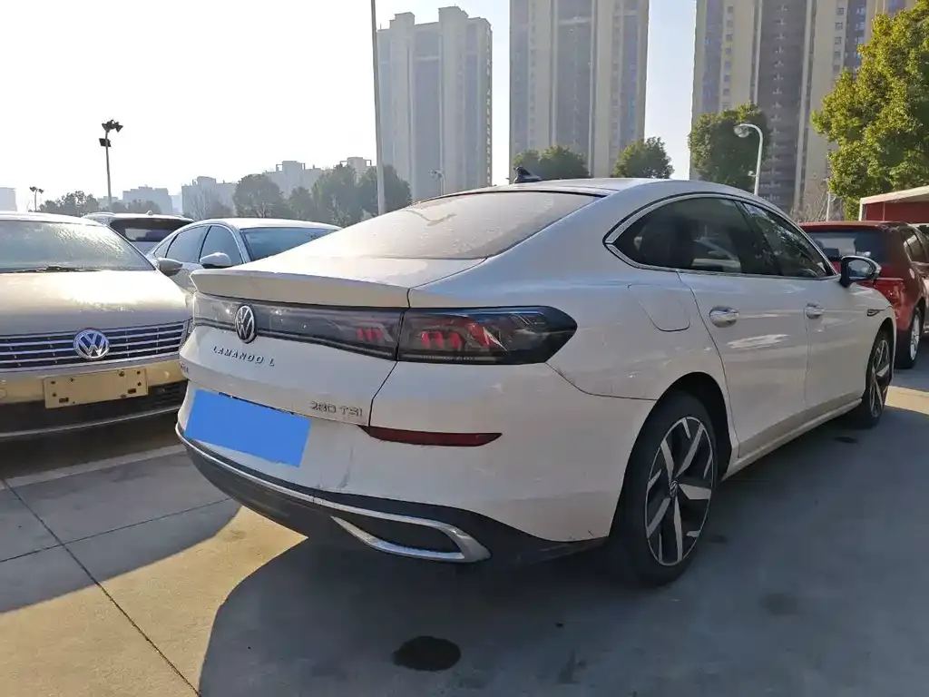 Volkswagen Lamando 2023 из CN, фото 6