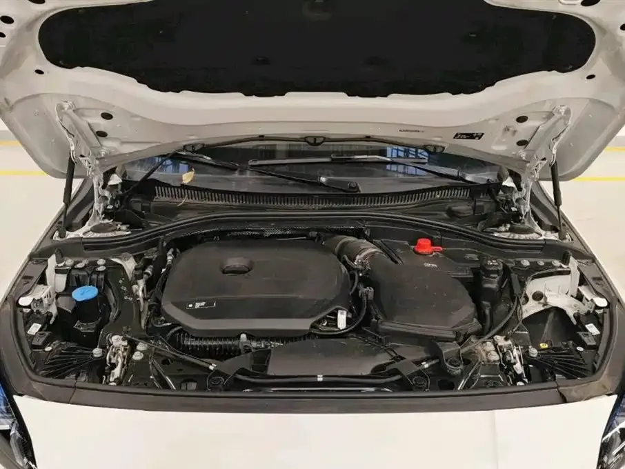 BMW 2 Series 2025 из CN, фото 10