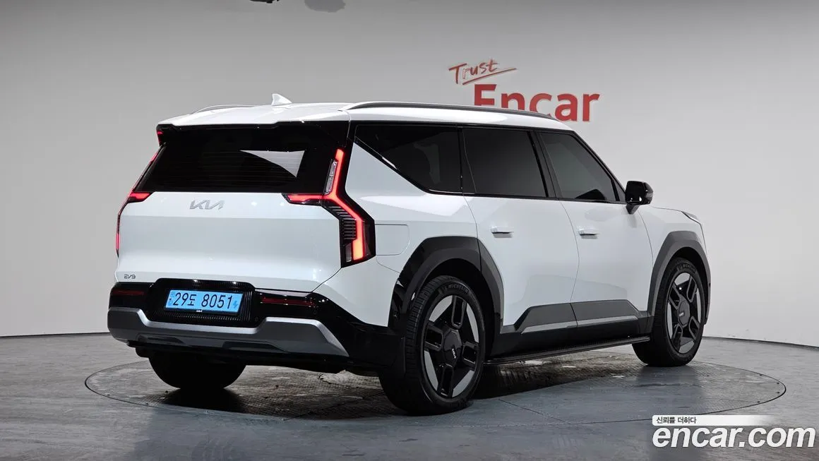 Kia EV9 2024 из KR, фото 4