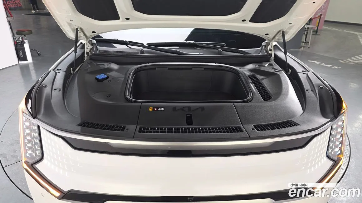 Kia EV9 2024 из KR, фото 10