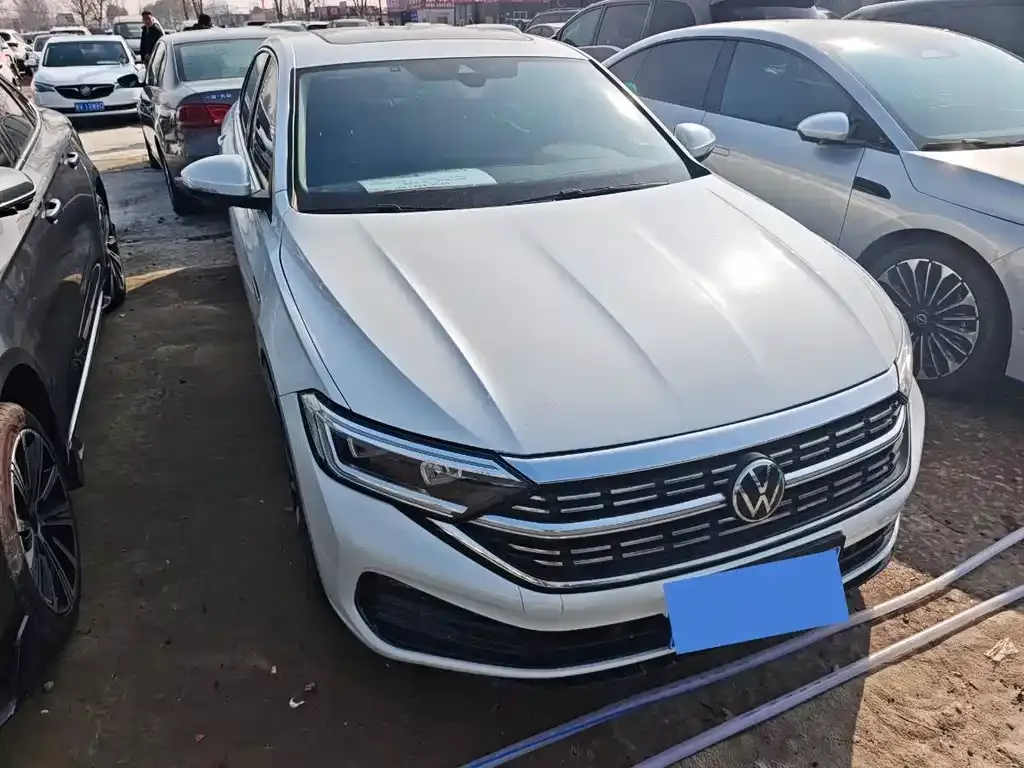 Volkswagen Sagitar — фото 7