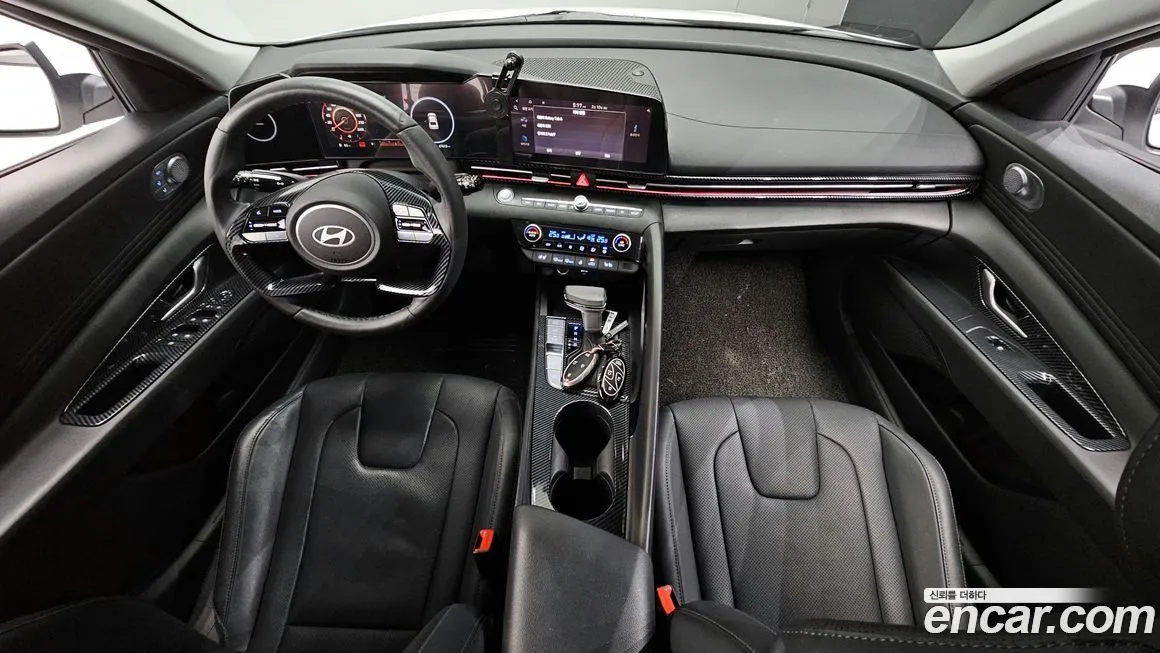 Hyundai AVANTE — фото 2