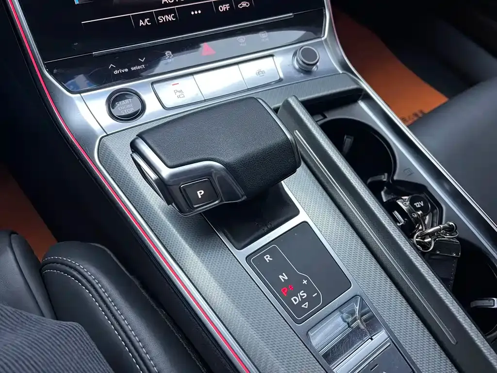 Audi A6L 2023 из CN, фото 7