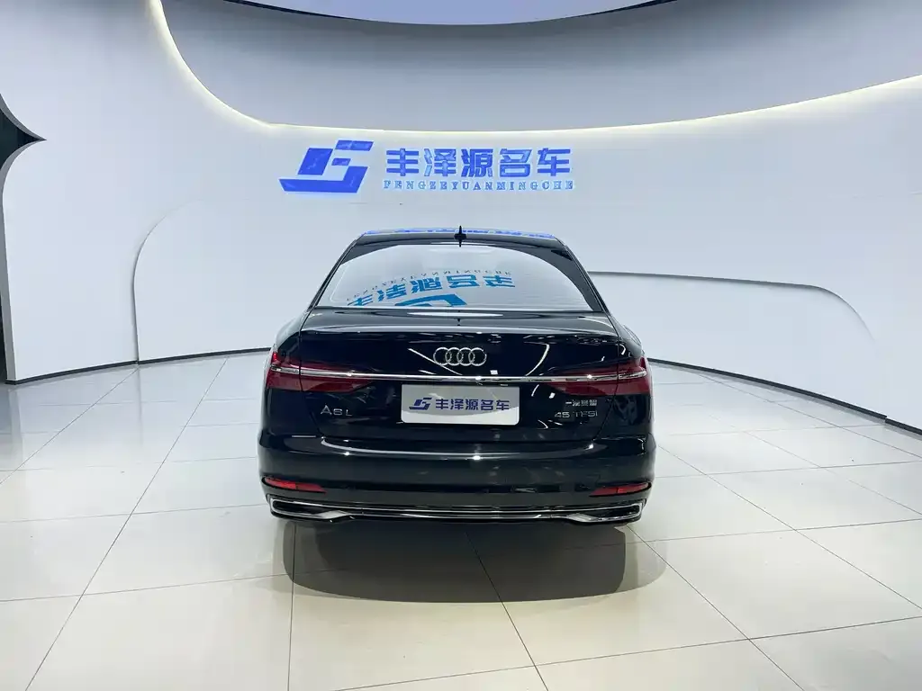 Audi A6L 2023 из CN, фото 10