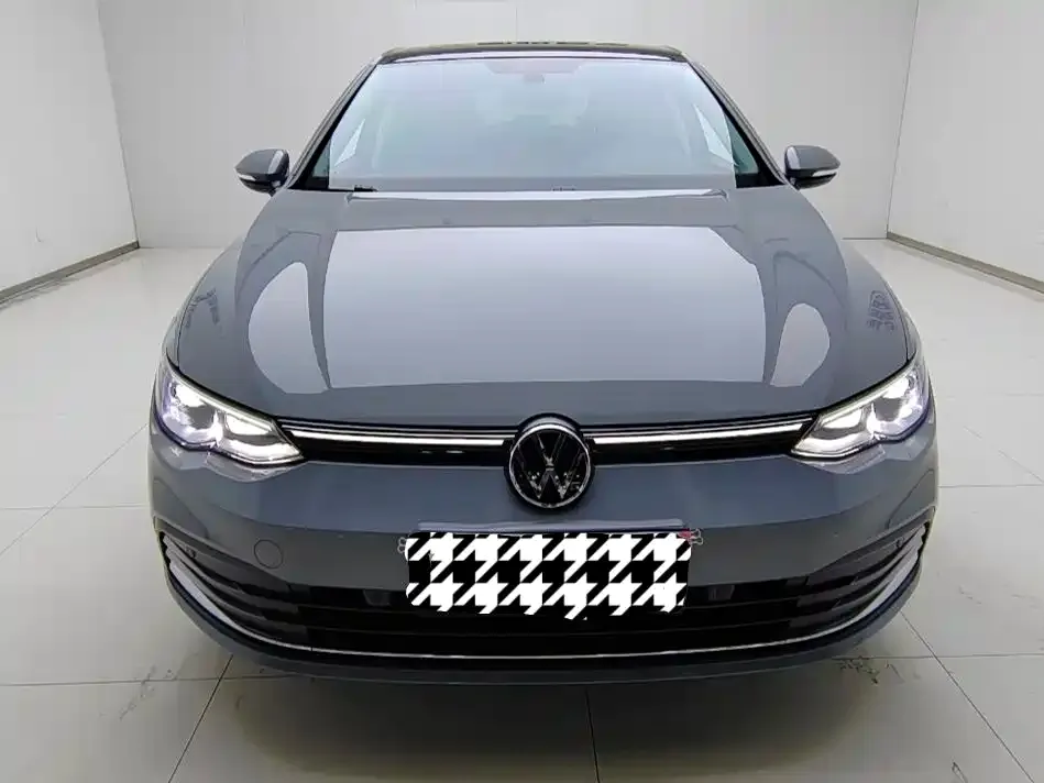 Volkswagen Golf 2023 из CN, фото 6