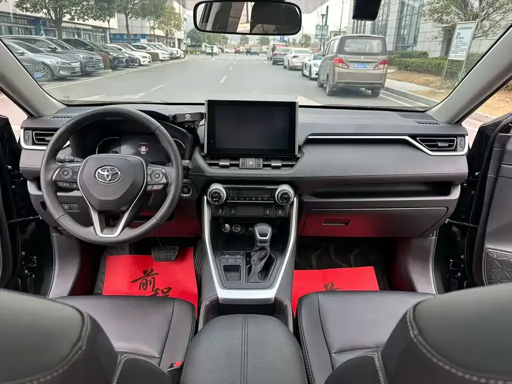 Toyota RAV4 2022 из CN, фото 2