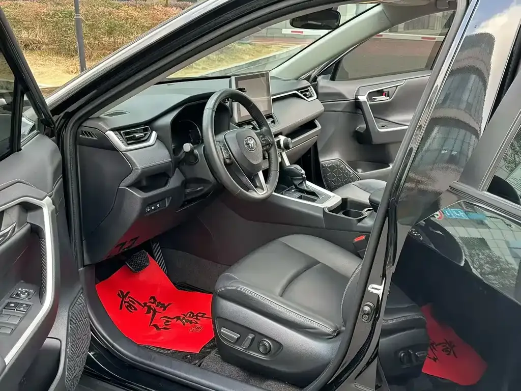 Toyota RAV4 2022 из CN, фото 5