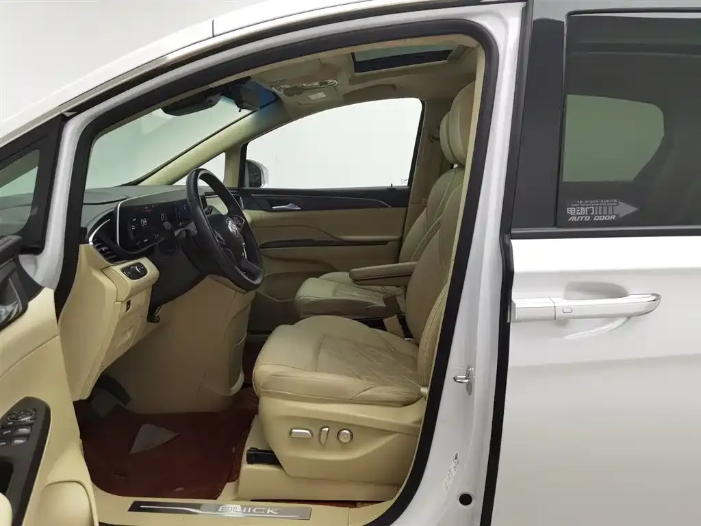 Buick GL8 2021 из CN, фото 4