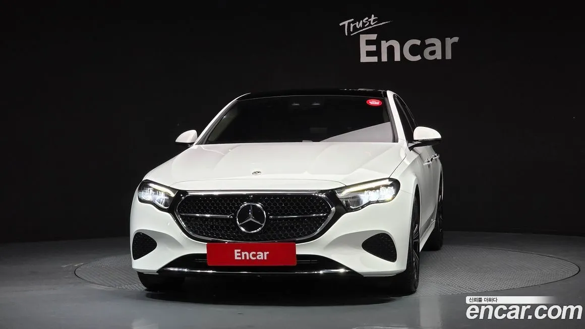 Mercedes-Benz E-Class 2024 из KR, фото 2