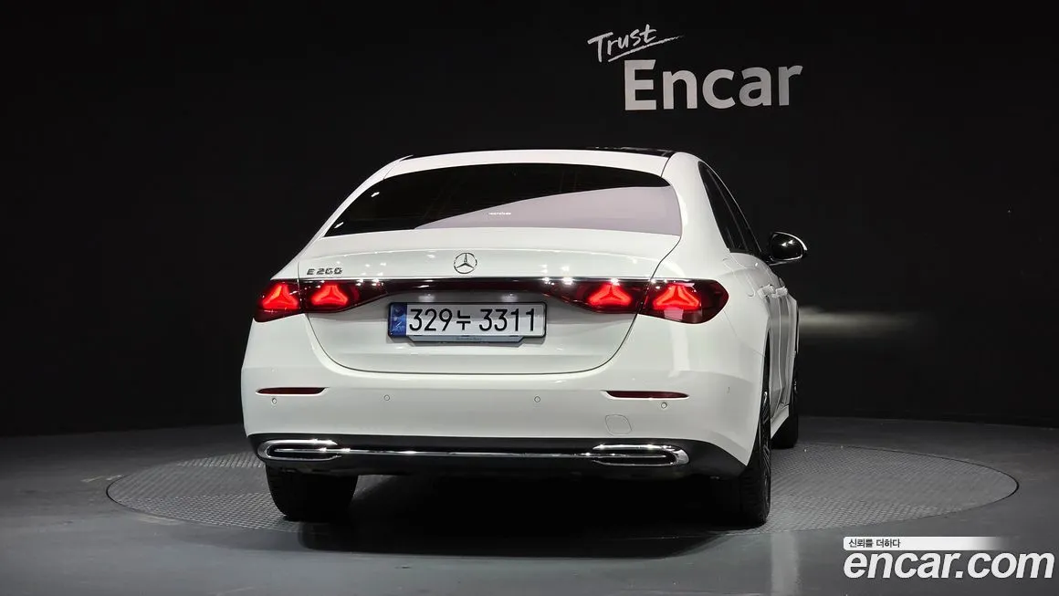 Mercedes-Benz E-Class 2024 из KR, фото 3