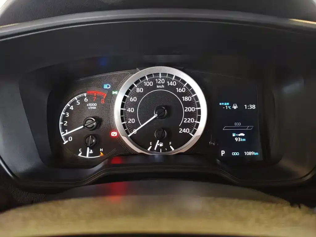 Toyota Levin 2023 из CN, фото 5
