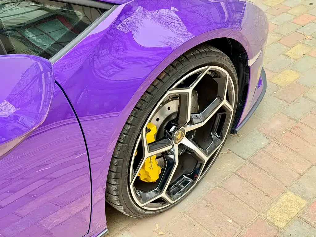 Lamborghini Huracan 2023 из CN, фото 7