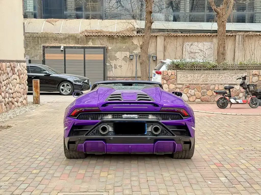 Lamborghini Huracan 2023 из CN, фото 5