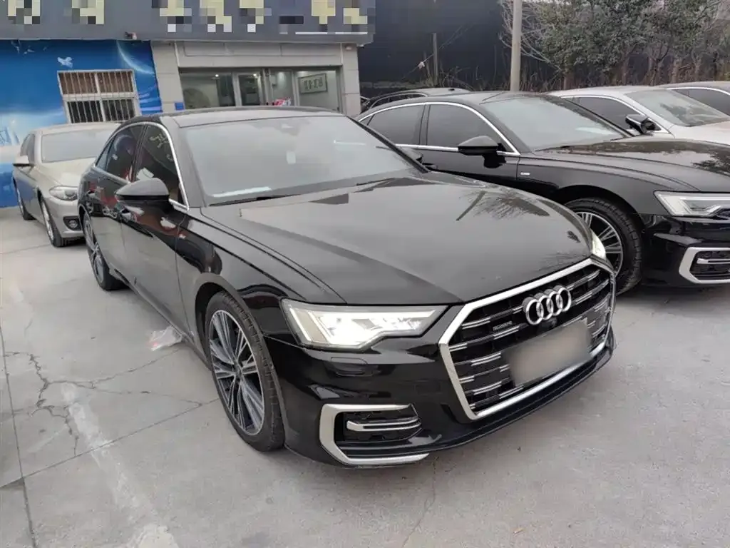 Audi A6L 2023 из CN, фото 2
