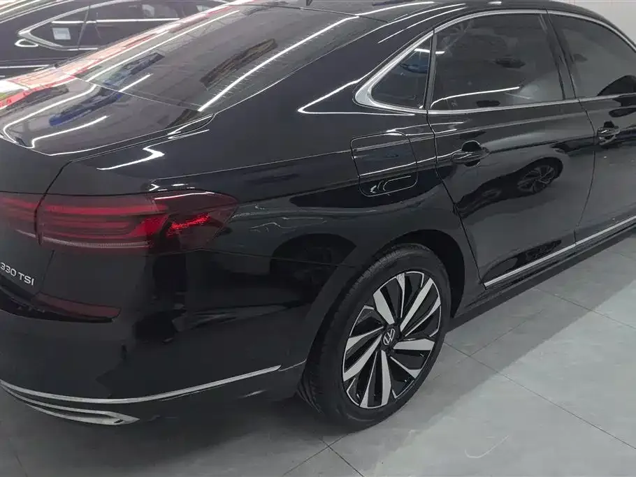 Volkswagen Passat 2024 из CN, фото 10
