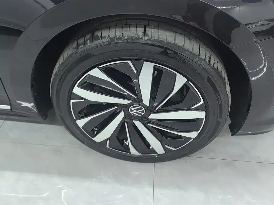 Volkswagen Passat 2024 из CN, фото 5