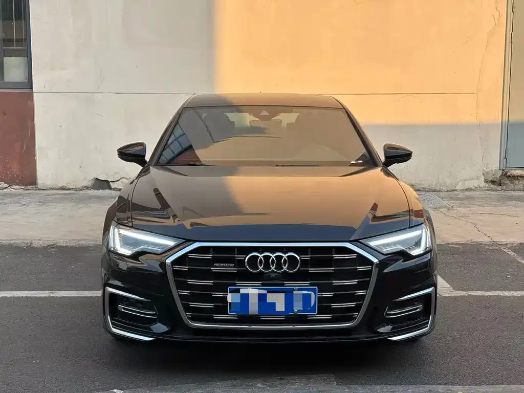 Audi A6L 2023 из CN, фото 2