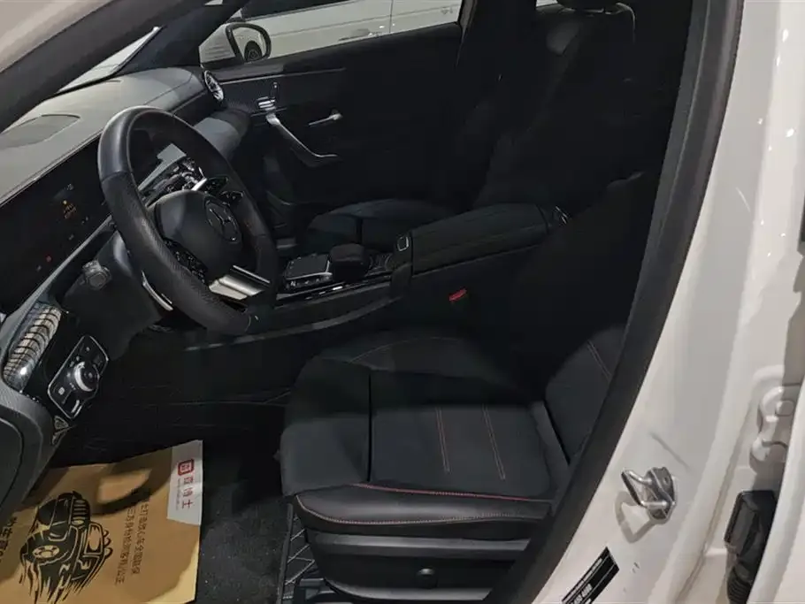 Mercedes-Benz A-Class 2024 из CN, фото 2