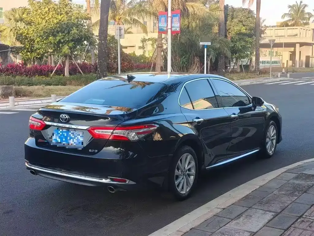 Toyota Camry 2023 из CN, фото 2
