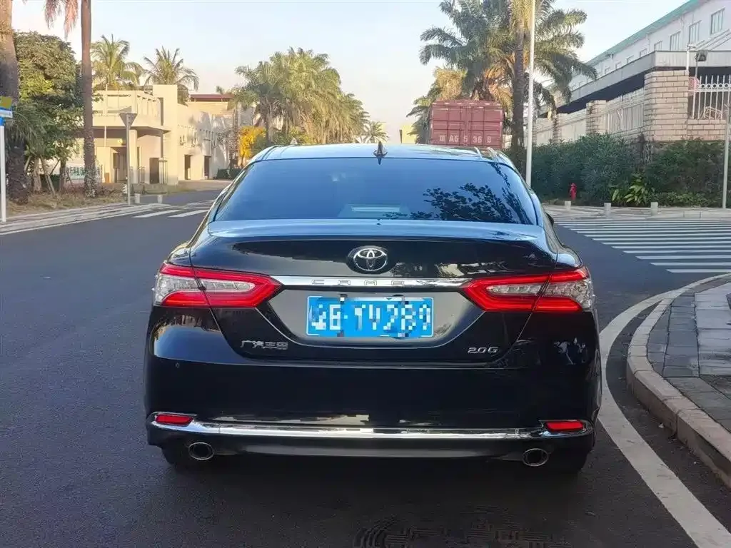 Toyota Camry 2023 из CN, фото 6