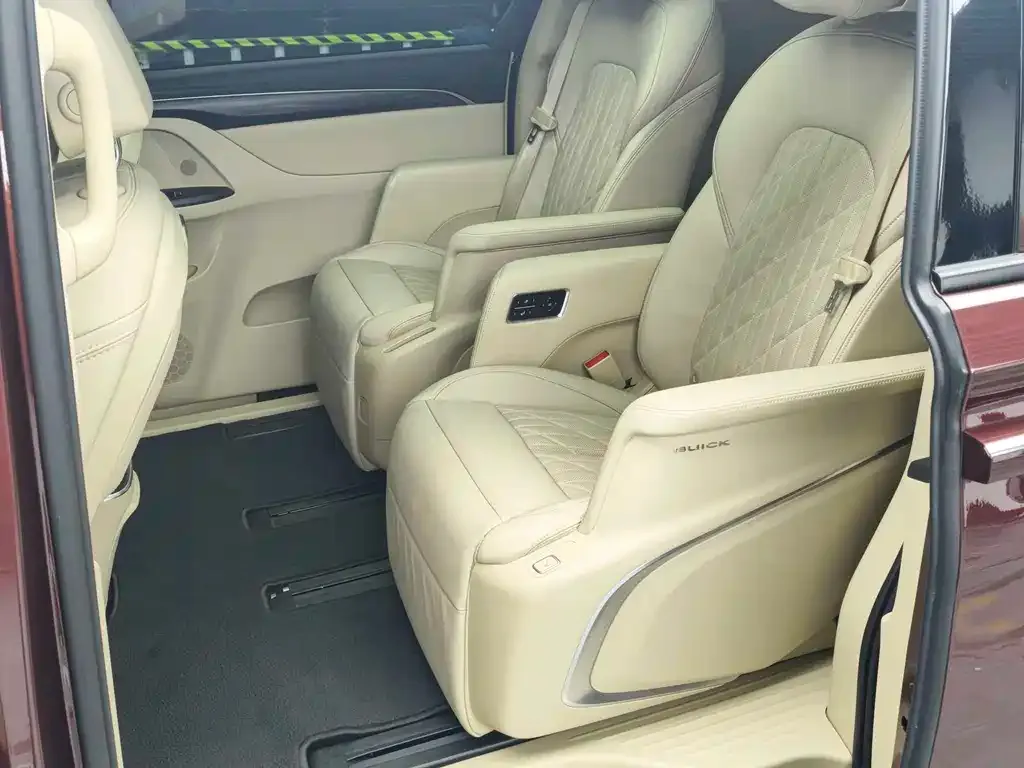 Buick GL8 2022 из CN, фото 8