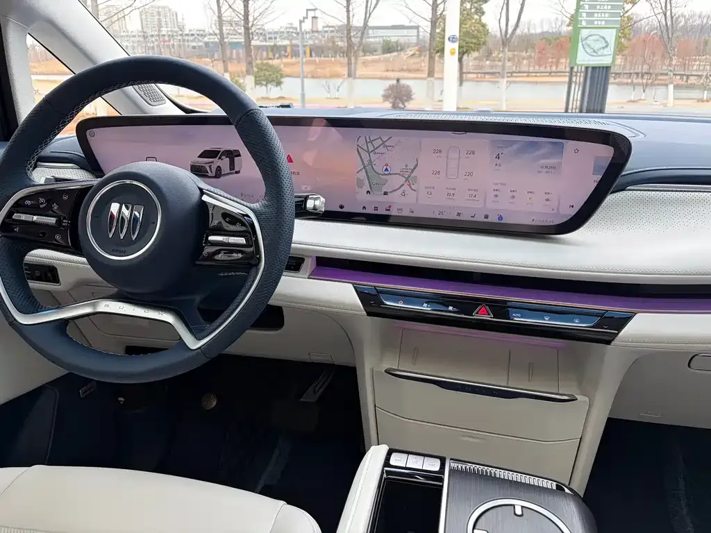 Buick GL8 Hybrid 2024 из CN, фото 4