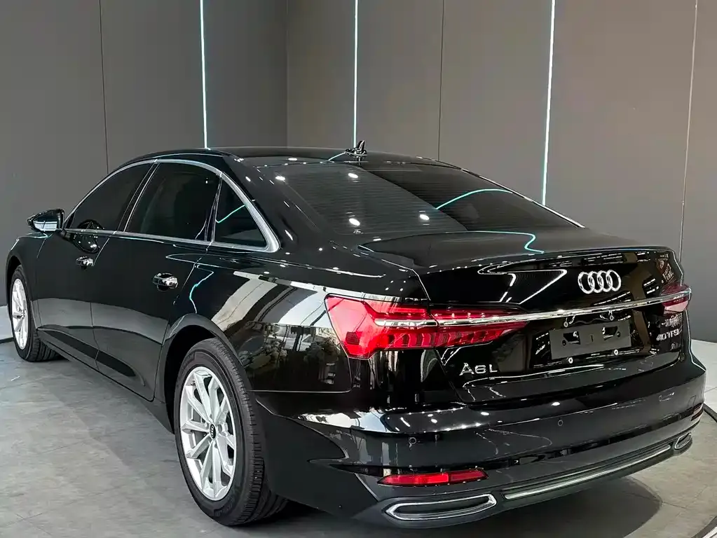 Audi A6L 2022 из CN, фото 8