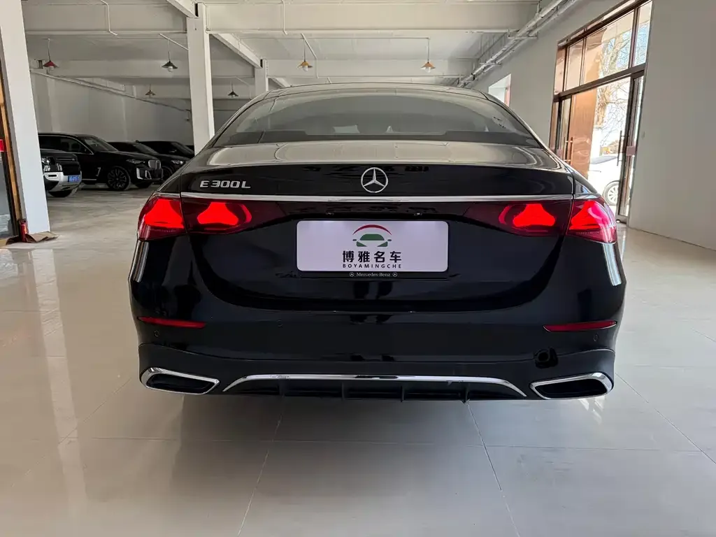 Mercedes-Benz E-Class 2024 из CN, фото 2