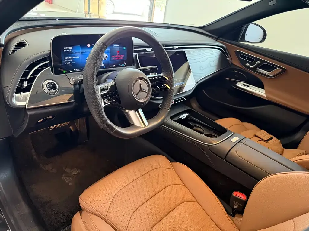 Mercedes-Benz E-Class 2024 из CN, фото 10
