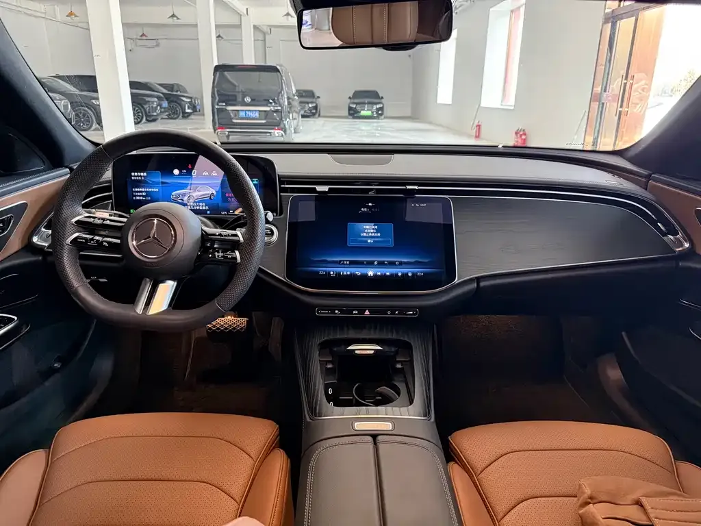Mercedes-Benz E-Class 2024 из CN, фото 7
