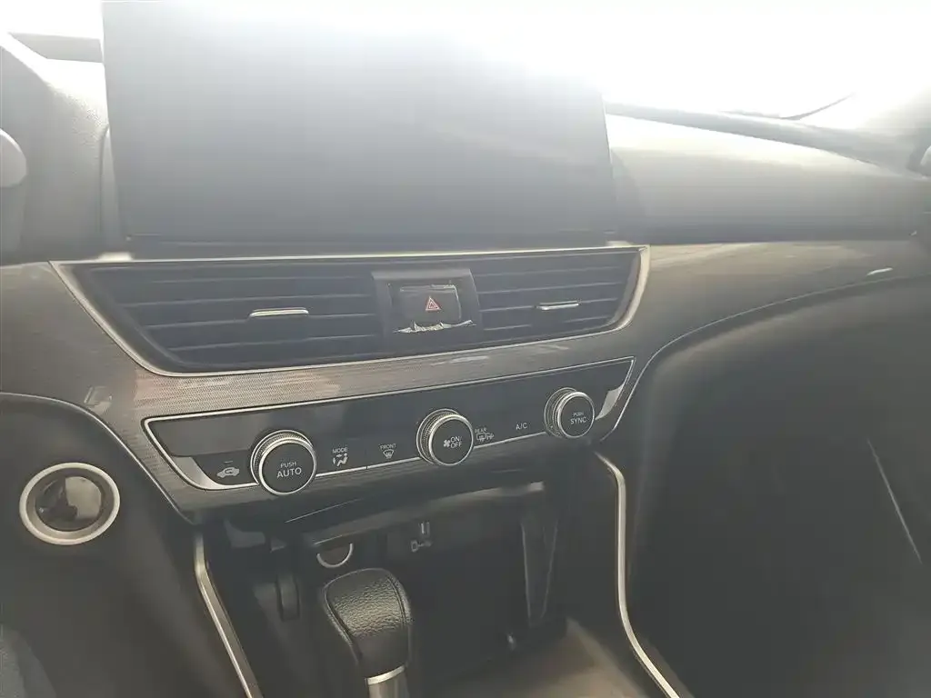 Honda Accord 2022 из CN, фото 4