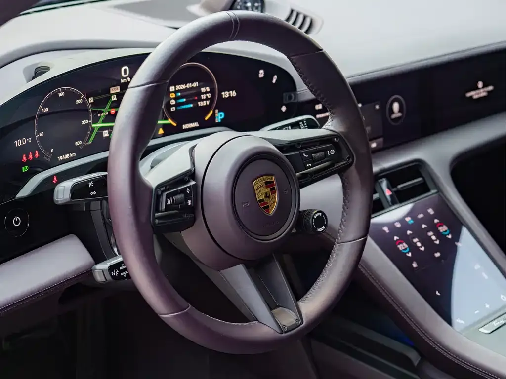 Porsche Taycan 2023 из CN, фото 10