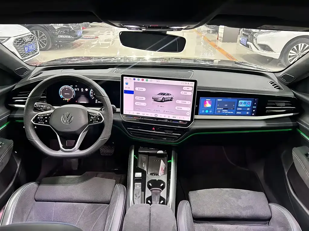Volkswagen Passat 2024 из CN, фото 9
