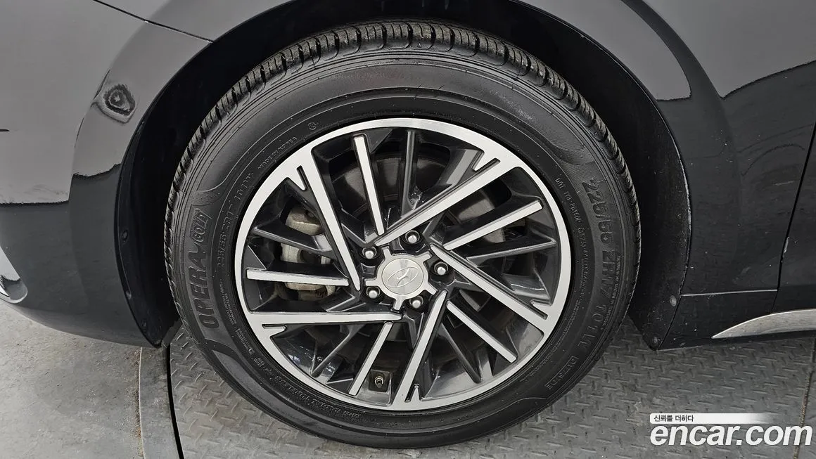 Hyundai Grandeur 2022 из KR, фото 8