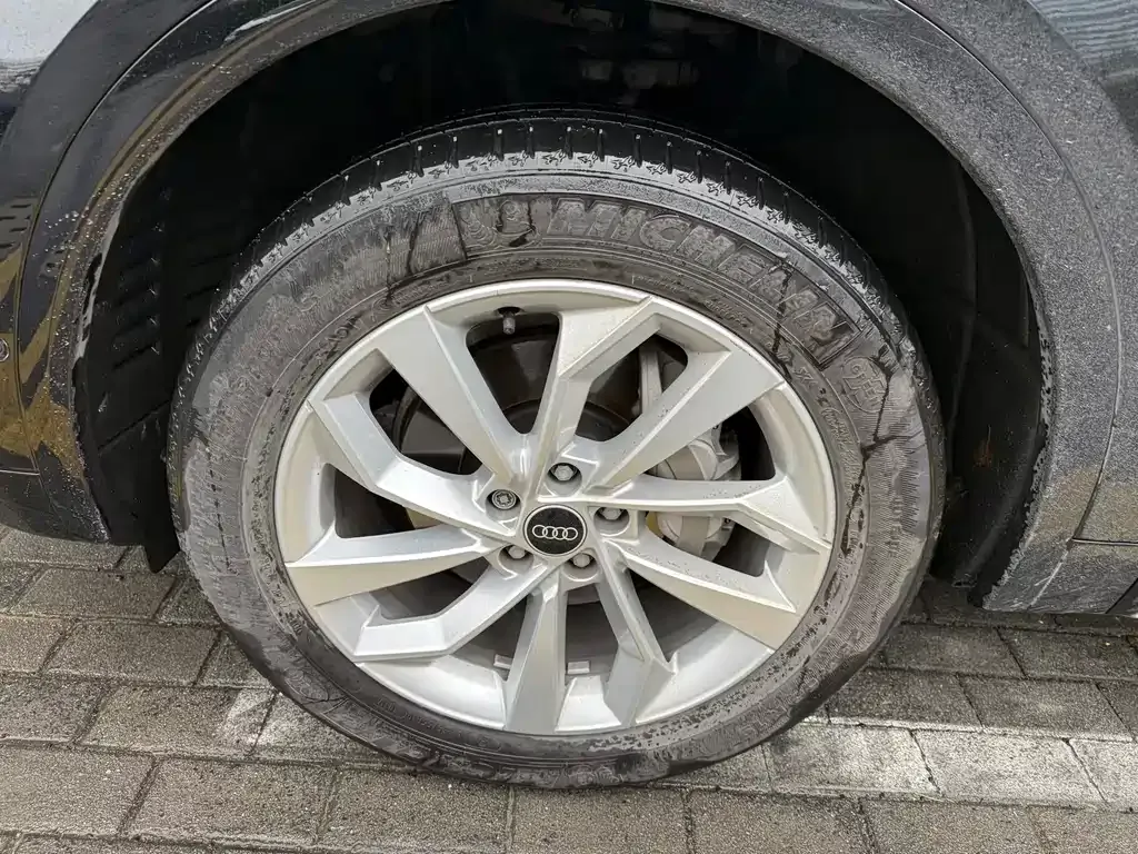 Audi Q5L 2022 из CN, фото 3