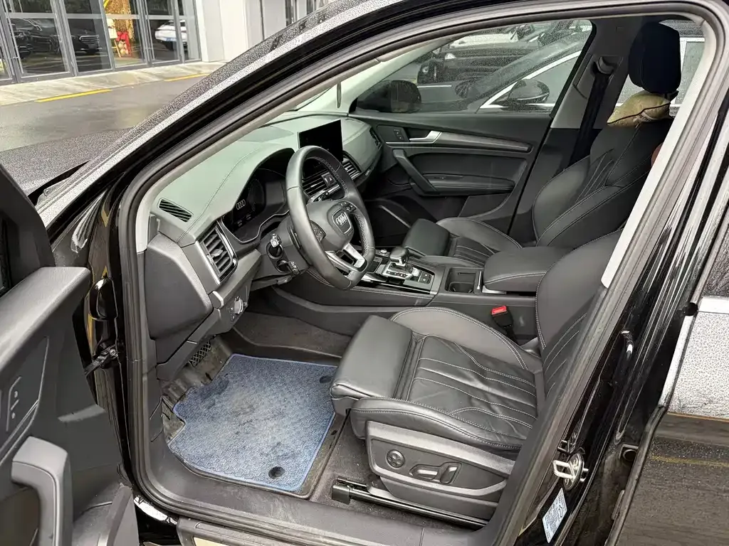 Audi Q5L 2022 из CN, фото 9