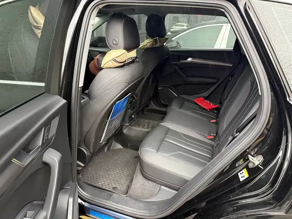 Audi Q5L 2022 из CN, фото 8