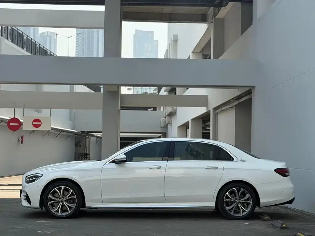 Mercedes-Benz E-Class 2022 из CN, фото 9