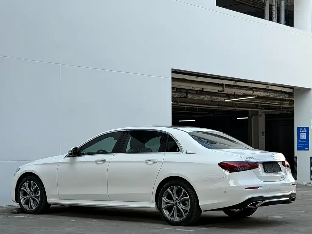 Mercedes-Benz E-Class 2022 из CN, фото 10