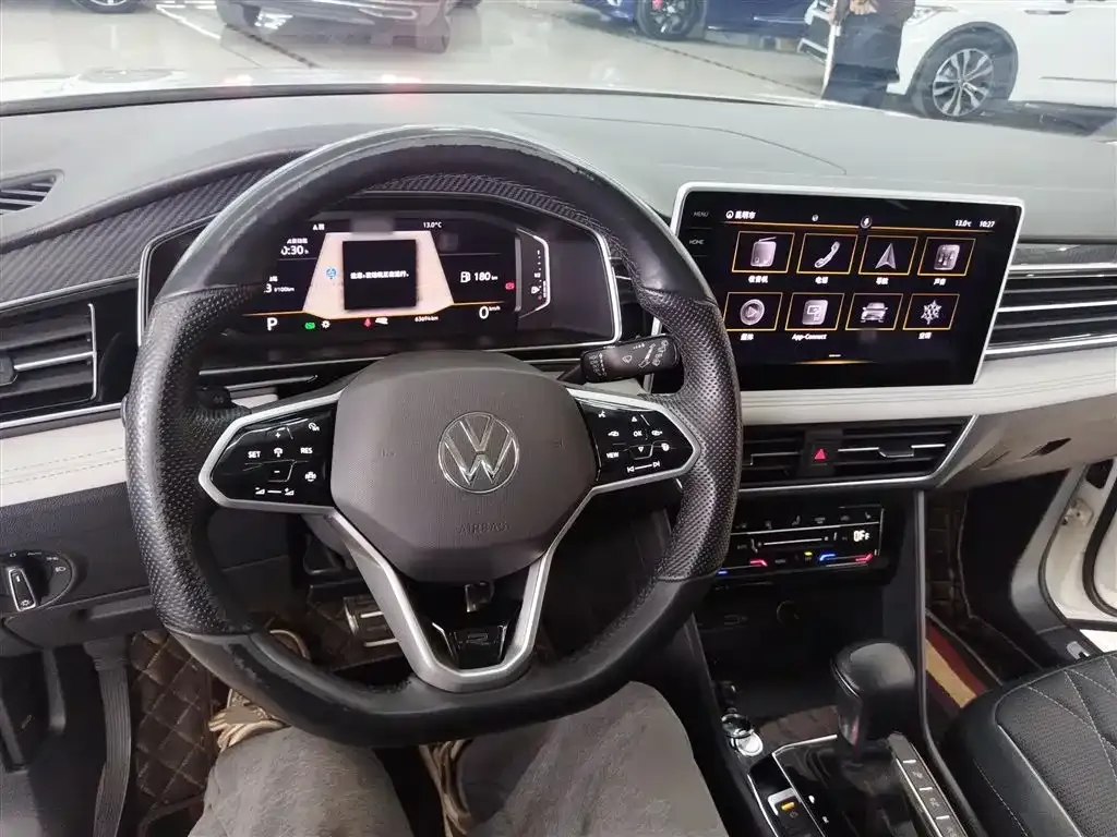 Volkswagen Tiguan L 2021 из CN, фото 9