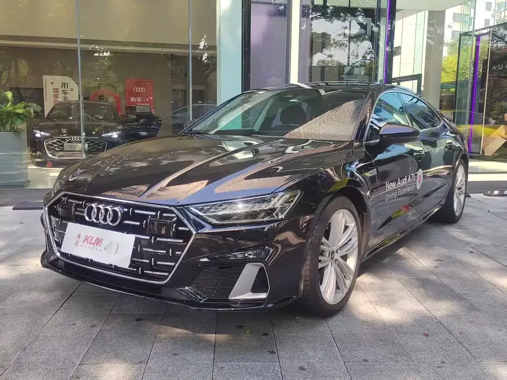 Audi A7L 2024 из CN, фото 1