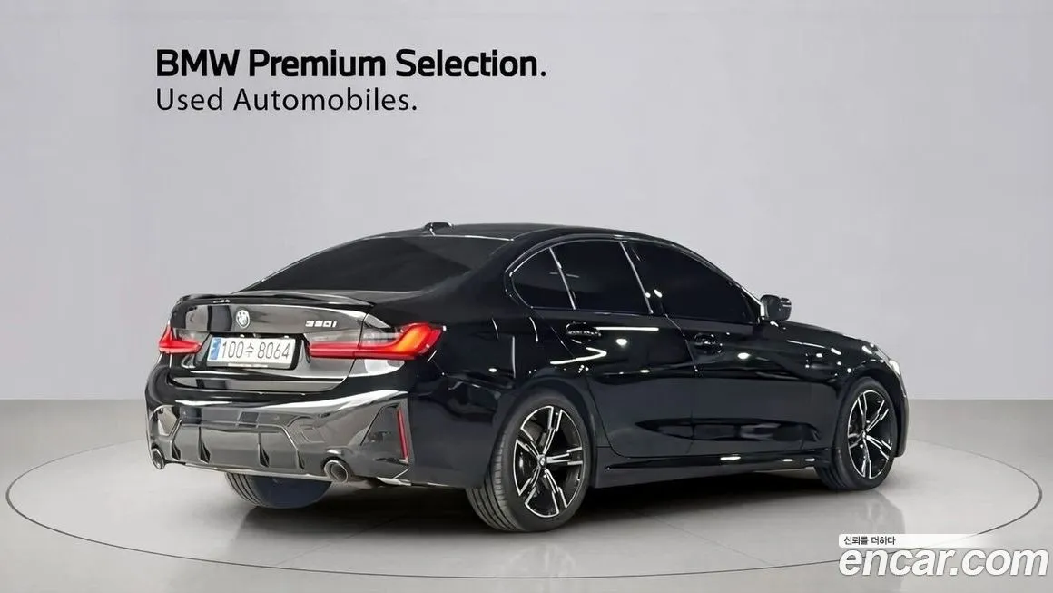 BMW 3-Series 2023 из KR, фото 2