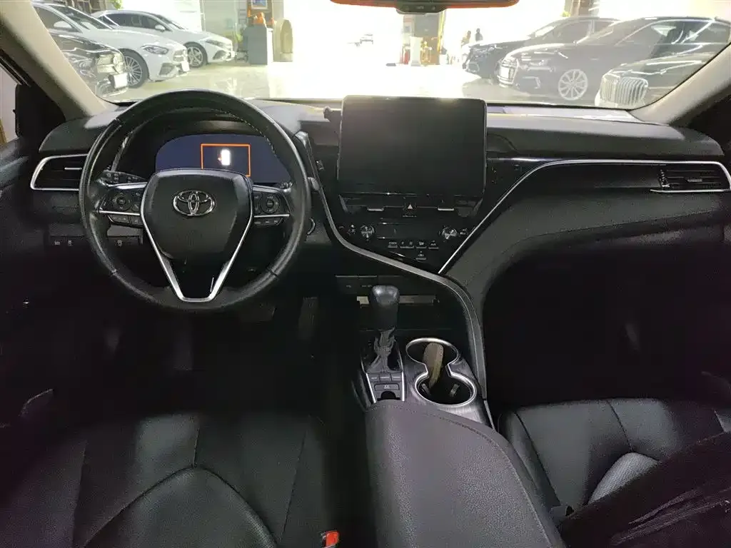 Toyota Camry 2021 из CN, фото 5