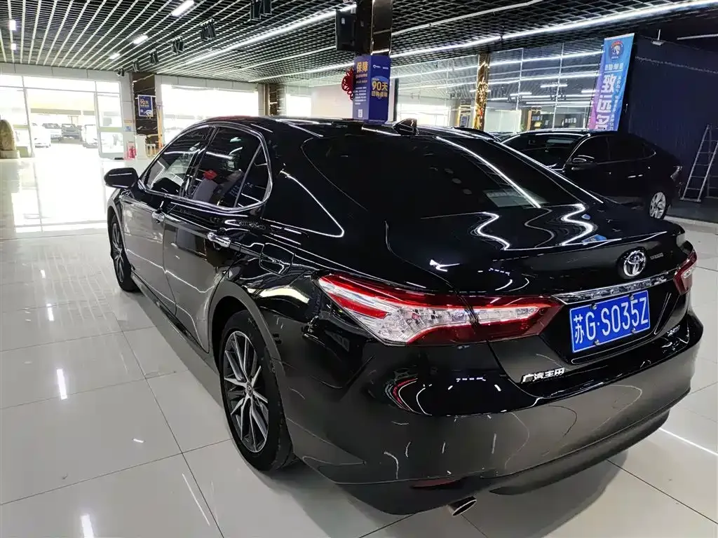 Toyota Camry 2021 из CN, фото 9