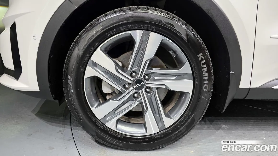 Kia Sorento — фото 3