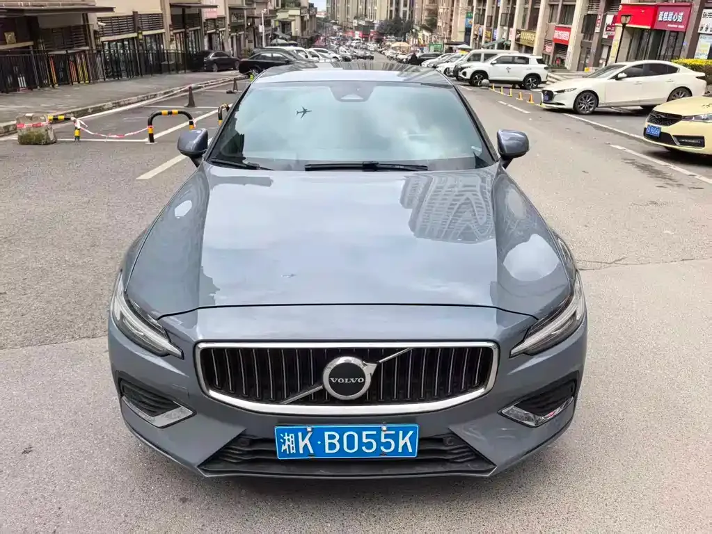Volvo S60