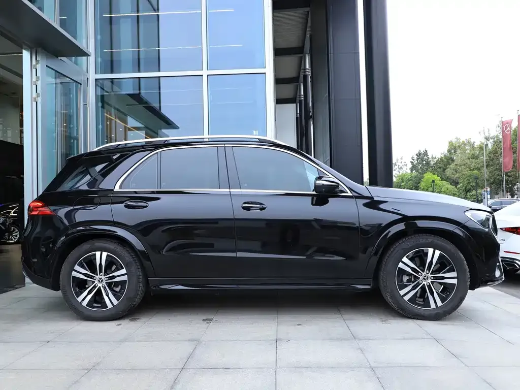 Mercedes-Benz GLE New Energy 2024 из CN, фото 3